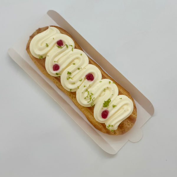 Eclair #71 Raspberries & elderflower