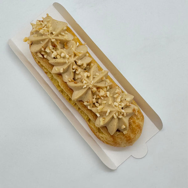 Eclair #64 Hazelnut & Praline