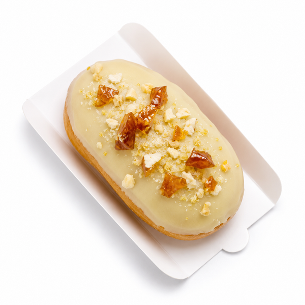 Mini Eclair #01 - Vanilla Cream & Caramelised Cashews