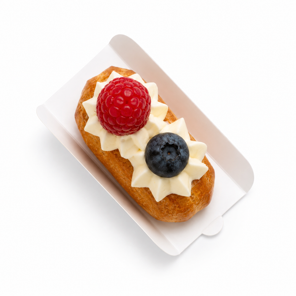 Mini Eclair #03 - Cheese Cream & Raspberry Compote
